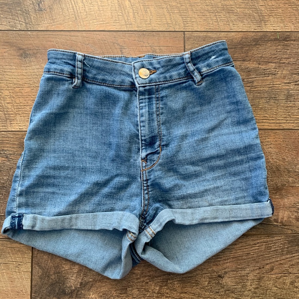 H&M high waisted shorts
